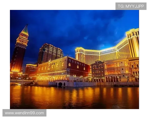 探索皇冠澳门：奢华体验与独特魅力的完美结合